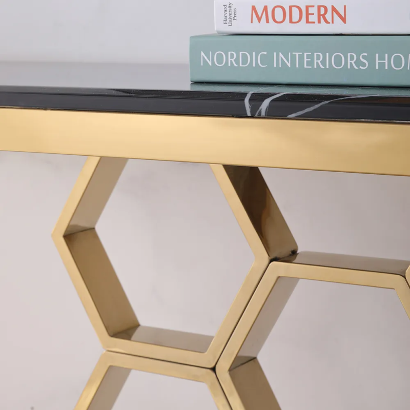 Modern Console Table in Entryway – Luxury Furniture for Stylish Home Entrance